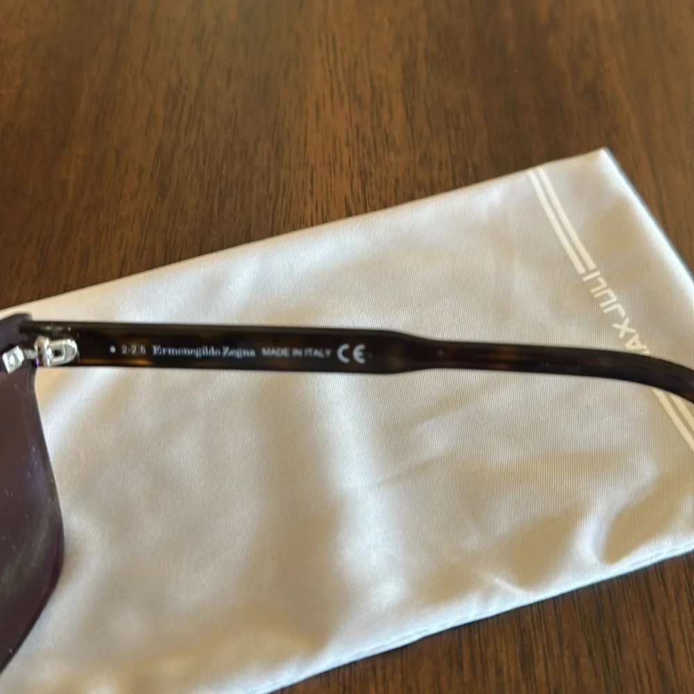 N/A used stylish
